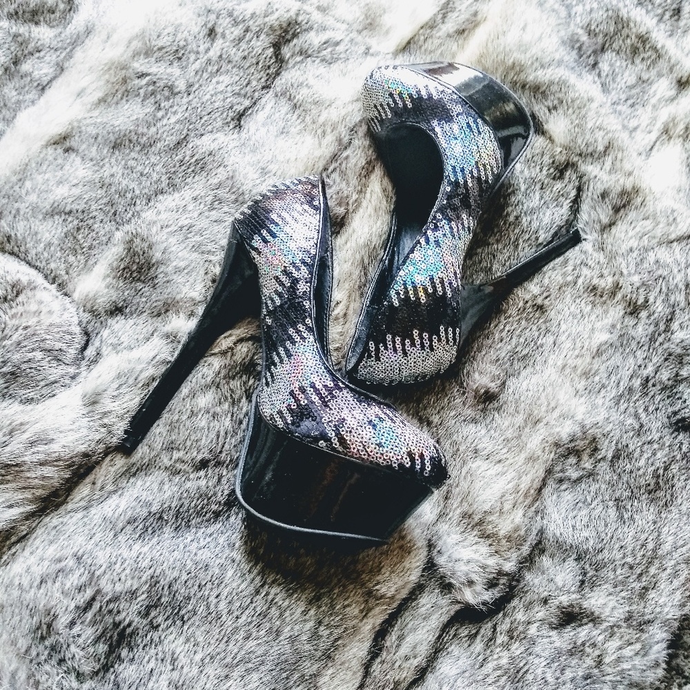 Beautiful platform heels!